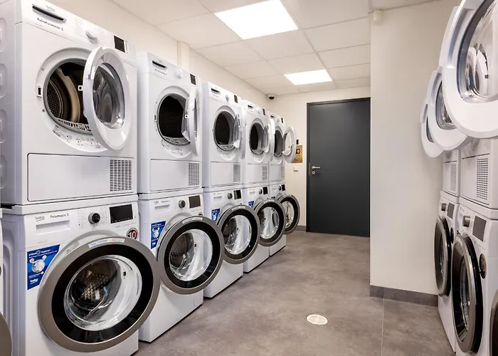 Hessnery فندق تالين